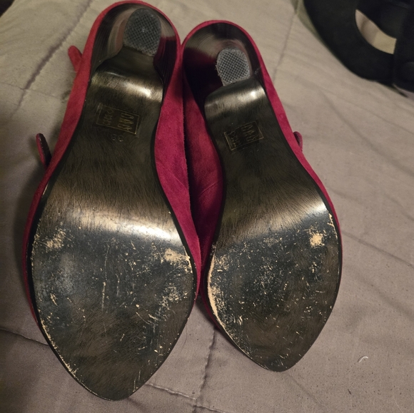 Women's 7.5 strappy heels - Picture 3 of 8